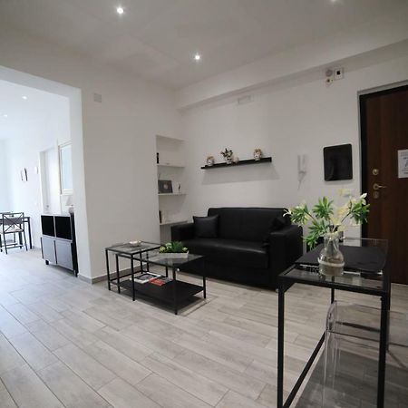Cavour37 Rooms Palermo Ngoại thất bức ảnh