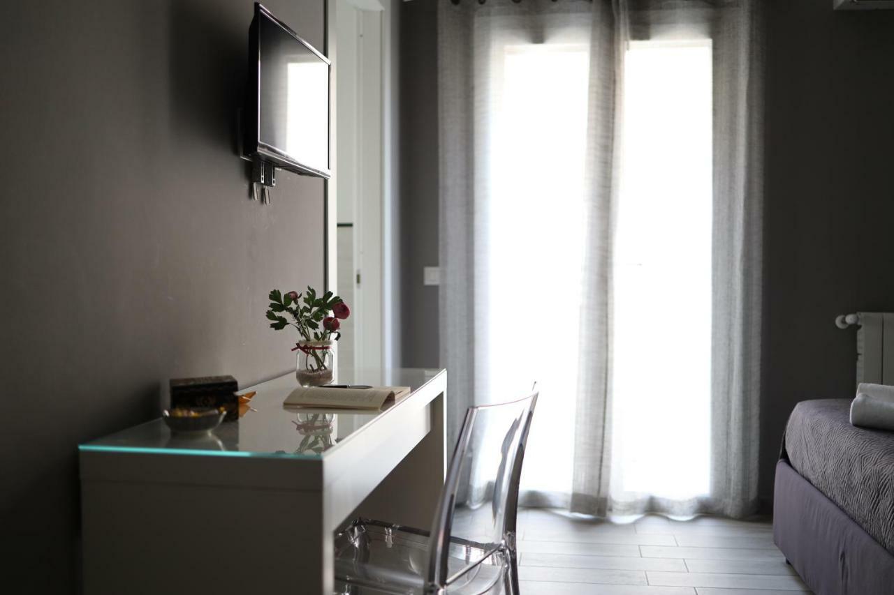 Cavour37 Rooms Palermo Ngoại thất bức ảnh