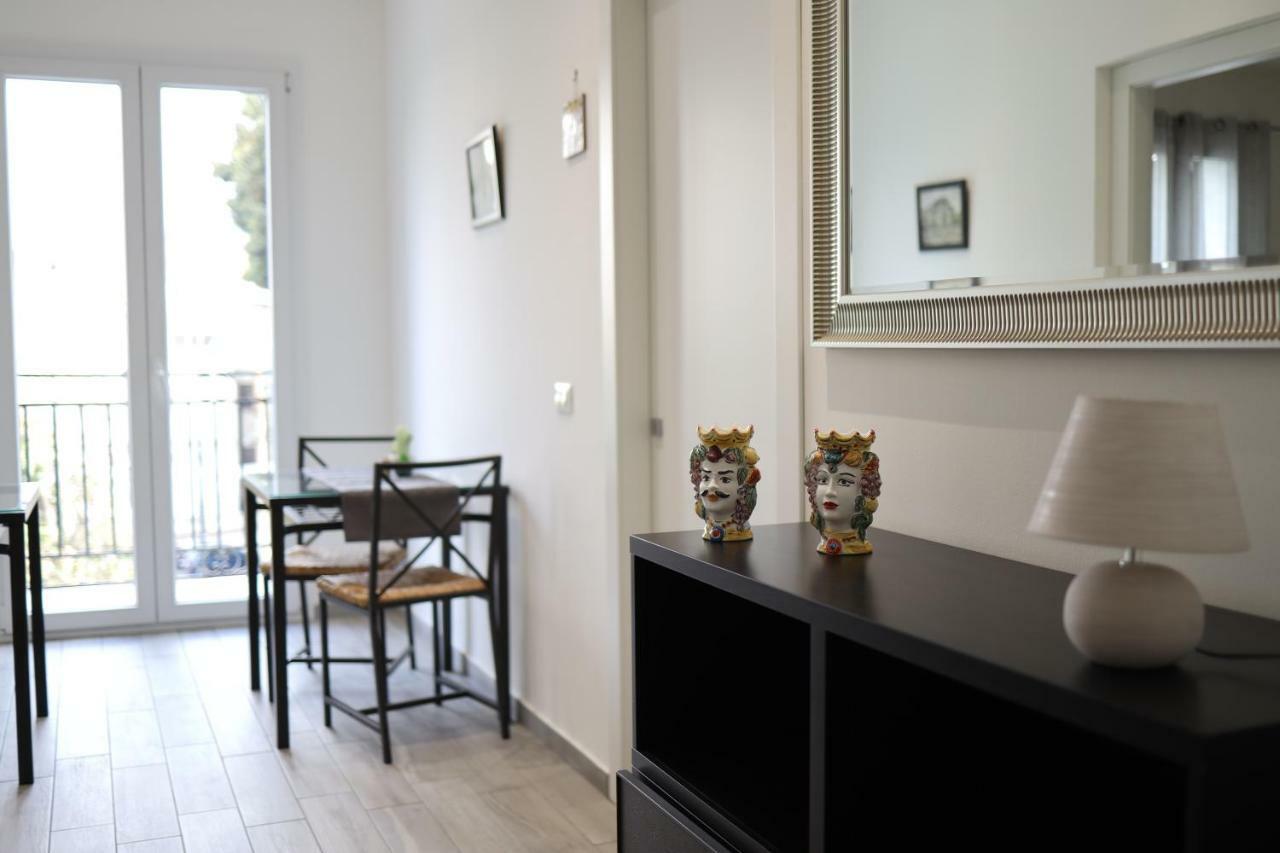 Cavour37 Rooms Palermo Ngoại thất bức ảnh