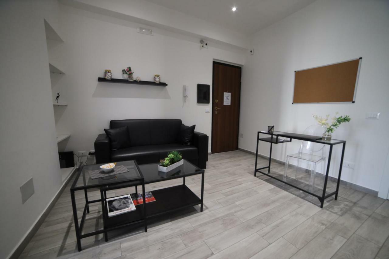 Cavour37 Rooms Palermo Ngoại thất bức ảnh