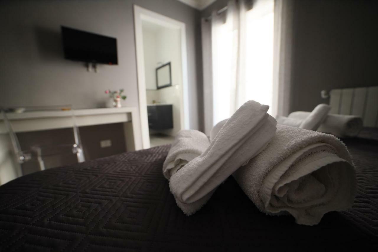 Cavour37 Rooms Palermo Ngoại thất bức ảnh